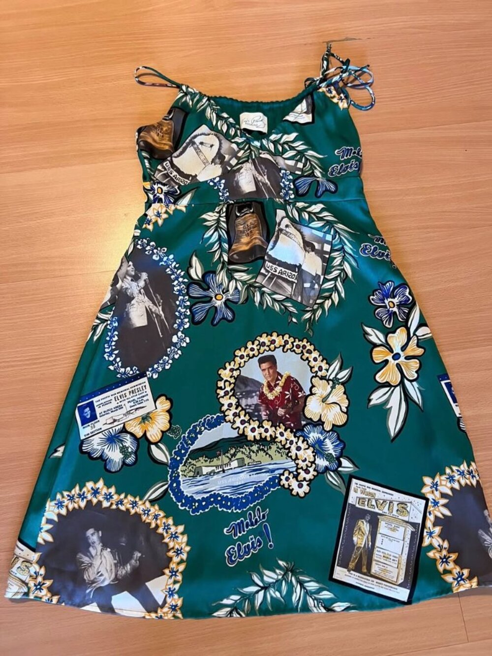 Elvis Hawaii '00s Sundress Medium
